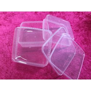 Plastbtte firkantet 1,5ltr. Med lg 1stk